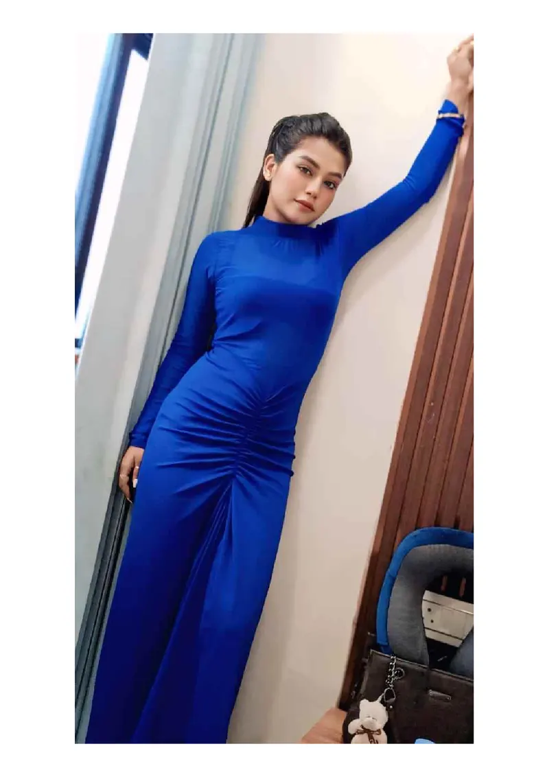 CABIN CREW GIRL SAMANTHA AVAILABLE — photo 6
