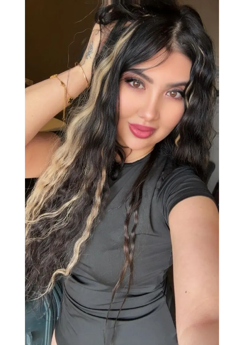 Duniya 🌍🔥😎❤️................young high profile foreigner — photo 31