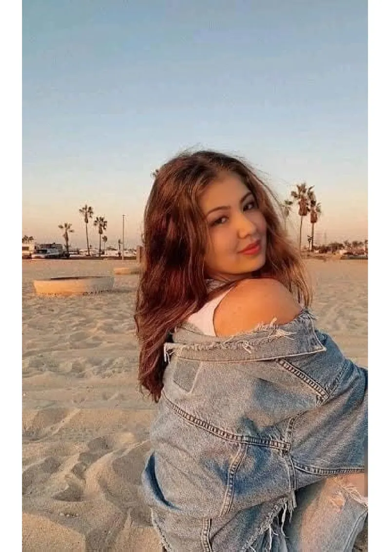 Duniya 🌍🔥😎❤️................young high profile foreigner — photo 33