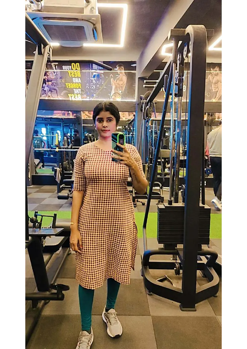 HANSIKA TAMIL COLLEGE STUDENT — photo 10