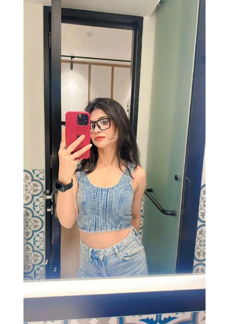 JANVI MUMBAI COLLEGE STUDENT — photo 17