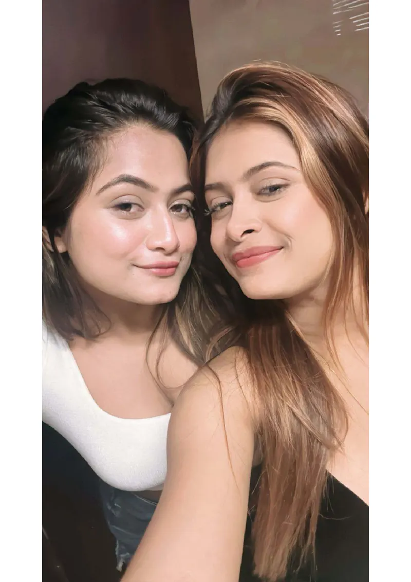 LAKME AND ULLU THREESOM — Kannada