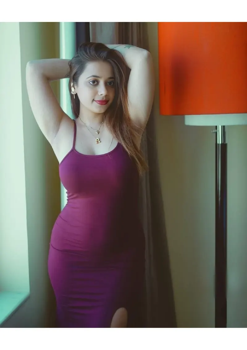 Book sangeeta ๐ for Hotel & Private Visits Book sangeeta ๐ escort Bangalore hotel