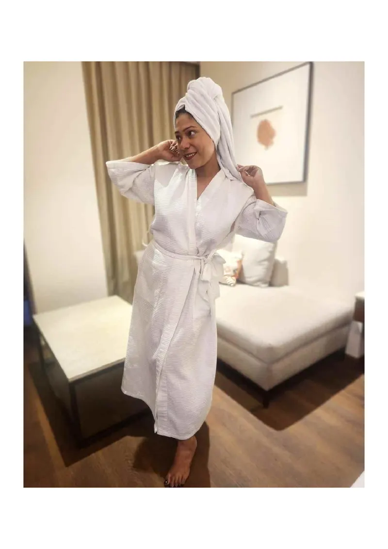 VIP Events & Social Occasions with TAJ HOTEL RECEPTIONIST ROOPA AVAILABLE TAJ HOTEL RECEPTIONIST ROOPA AVAILABLE VIP escort corporate events Bangalore