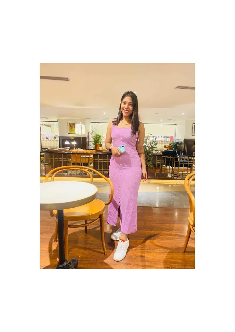 TAJ HOTEL RECEPTIONIST ROOPA AVAILABLE — photo 11