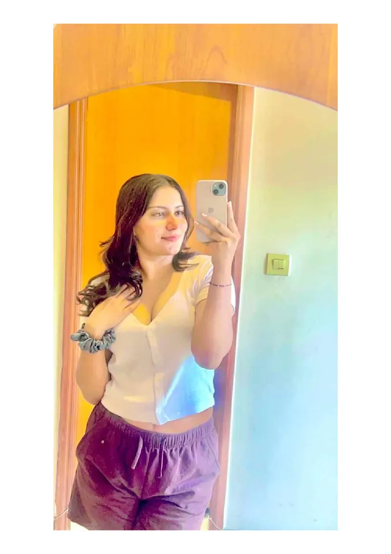 Young girl age 19 Priyanka available — Young