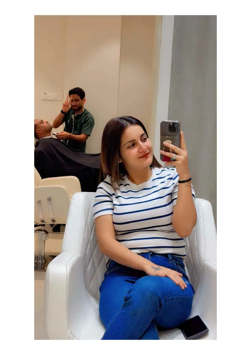 Young kashmiri girl Kushboo available — photo 4