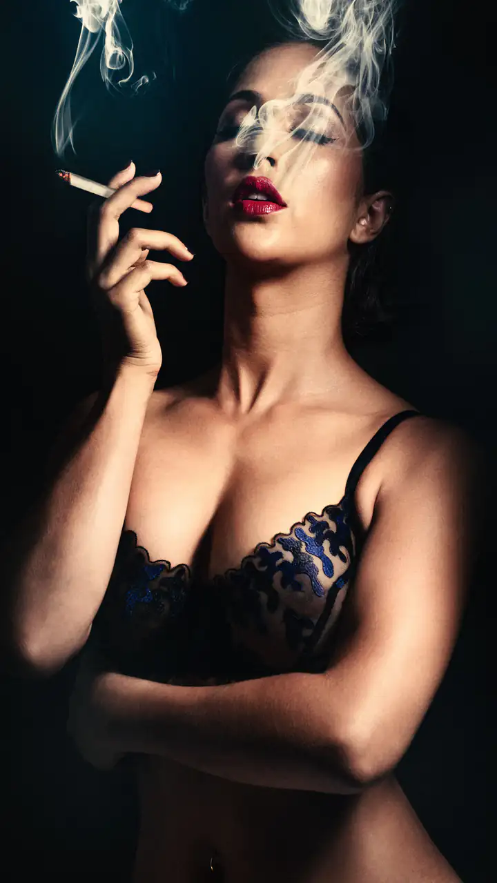 Experience Luxury Thrills 24×7 with Aunty Escort Bangalore 24×7 aunty escort bangalore booking — discreet VIP companions in Bangalore